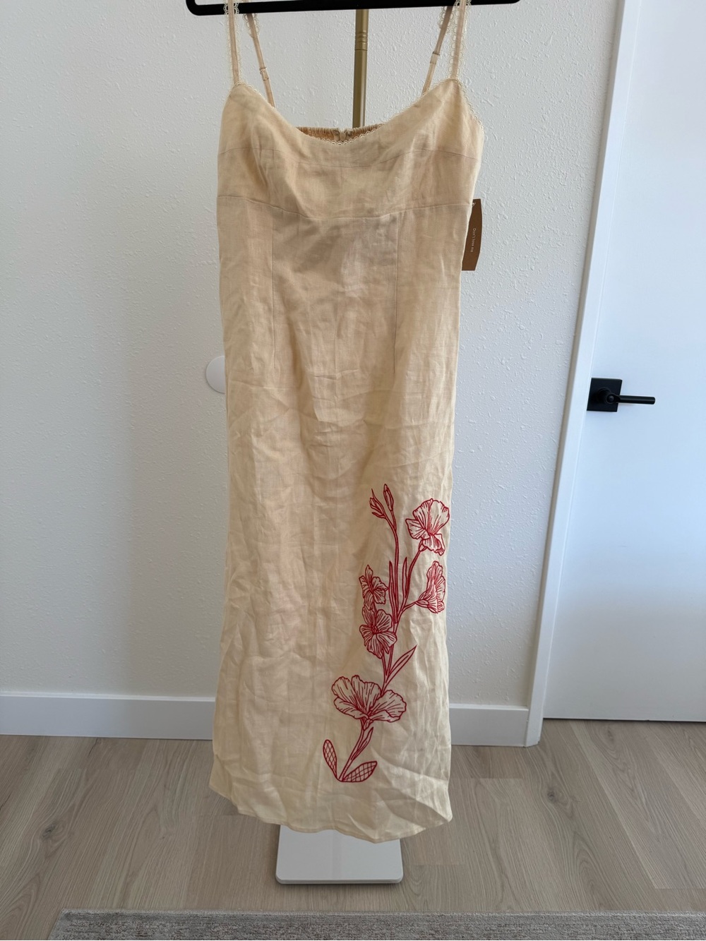 o.p.t. Butter Yellow linen dress with Red Floral Embroidery. NWT size 0 & 10
